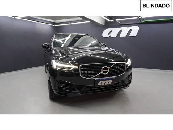 VOLVO XC60 2.0 T8 HYBRID R-DESIGN AWD GEARTRONIC VOLVO XC60 2.0 T8 HYBRID R-DESIGN AWD GEARTRONIC
